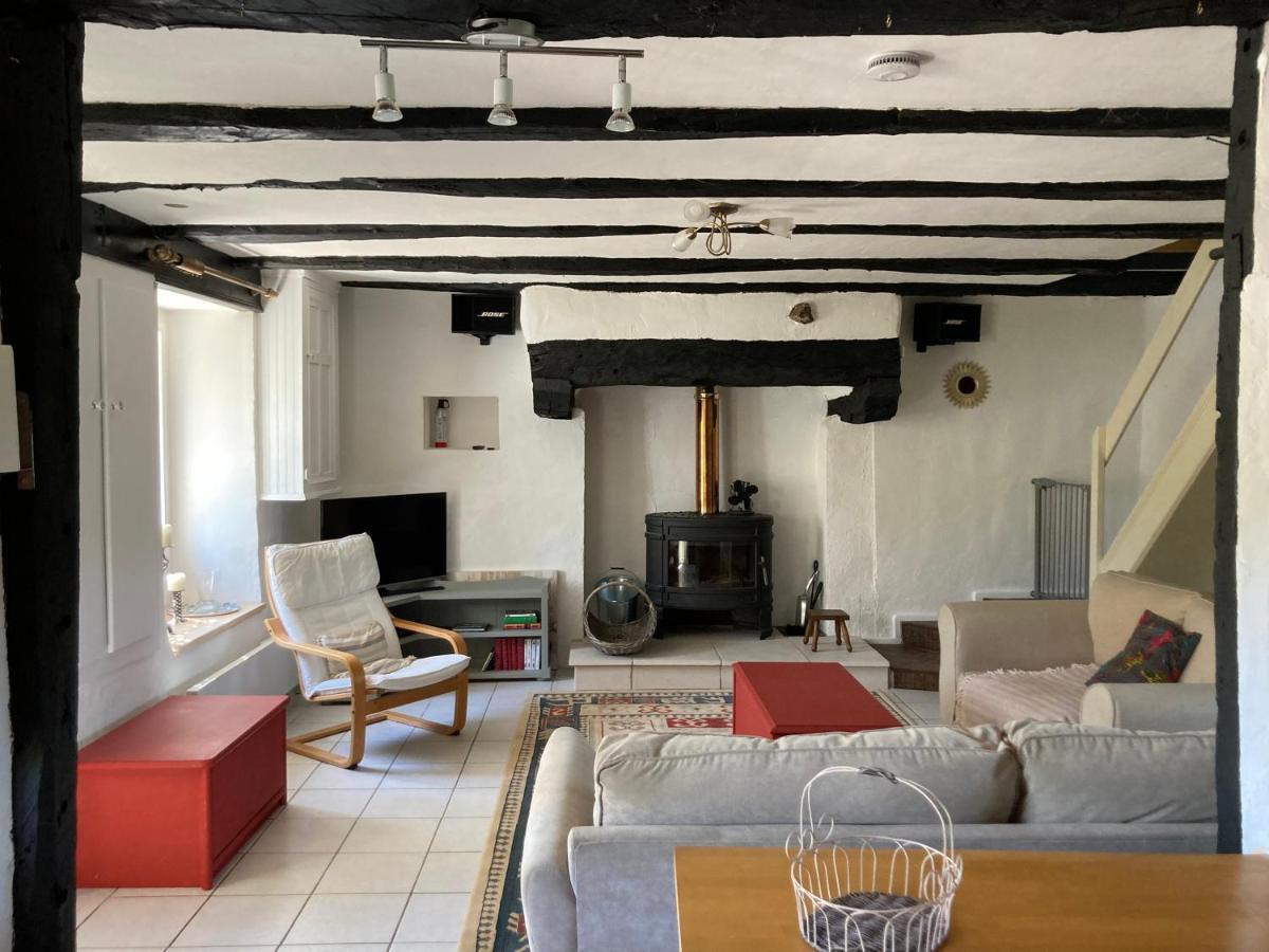 La Maison Charmante D'Elisabeth Saint-Ybard Экстерьер фото